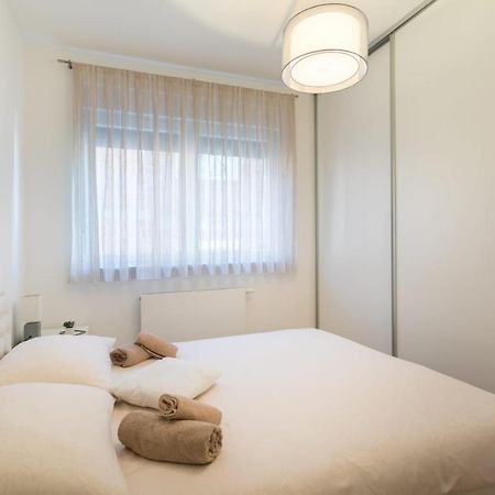 Apartment Sara - Free Parking For 2 Cars زغرب المظهر الخارجي الصورة