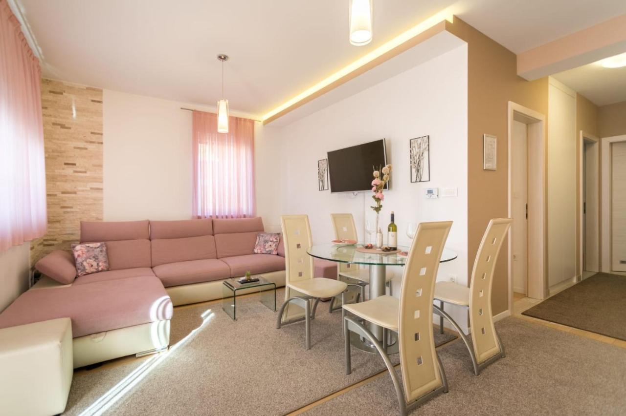 Apartment Sara - Free Parking For 2 Cars زغرب المظهر الخارجي الصورة